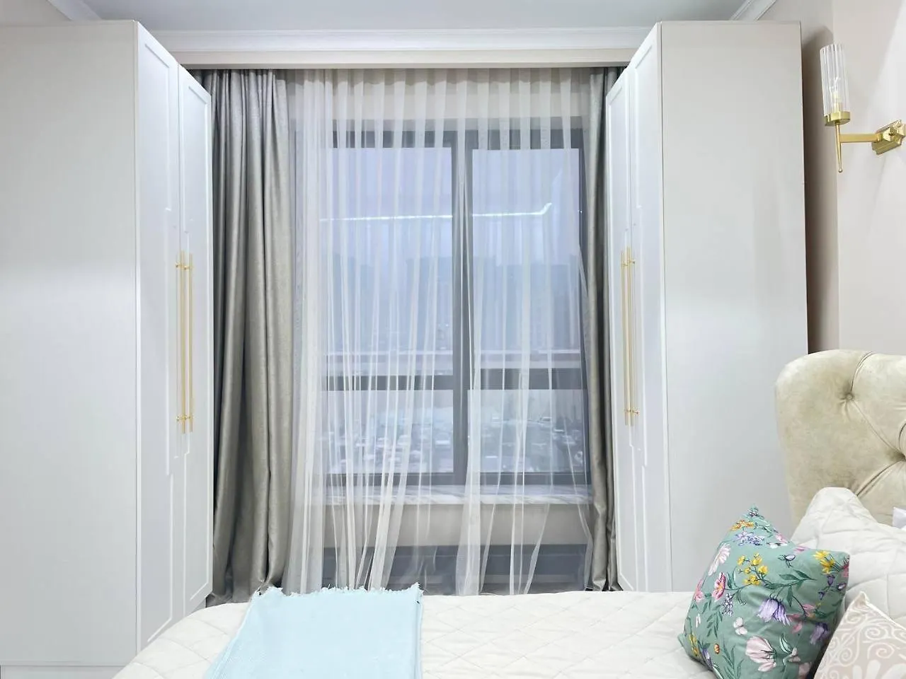 Seven Hills Жк Бизнес Класса Возле Трц Mega Almaty Apartment